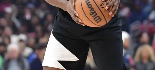 九游娱乐- 哈登连续十二场比赛得分超过大比分获胜，尤文图斯不断突破！赛场气氛高涨