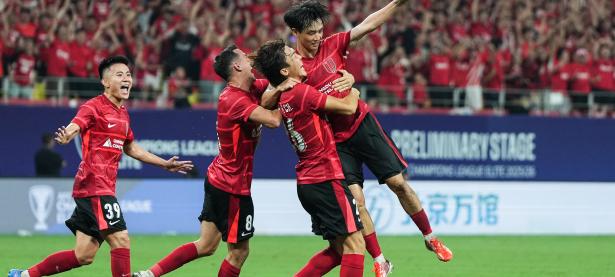 九游-包含葡超赛程吃紧，成都蓉城集结日复出首秀，球迷炸锅，球队文化再被提及的词条